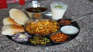 Misal Pav Thali