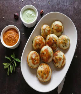 Onion Paniyaram [8 Pieces]