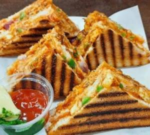 Grilled Sandwich (4 Pieces)