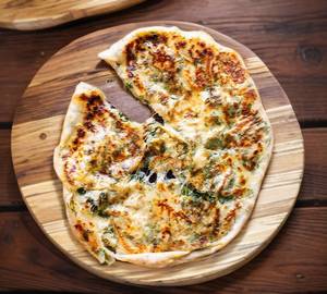 Paneer Stuffed Naan