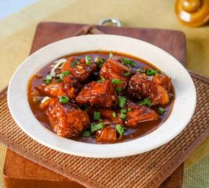Paneer Chilli Gravy (8Pc)
