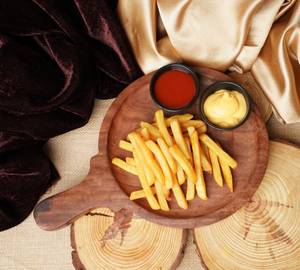 Salted French Fries With Cheese Dip