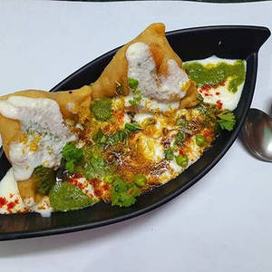 Dahi Samosa Chaat Double
