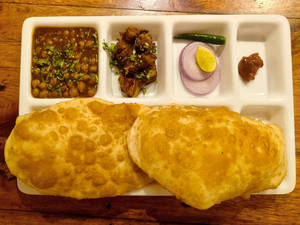 Chole Bhatura