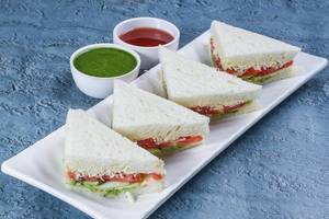 Veg Sandwich (4 Pieces)