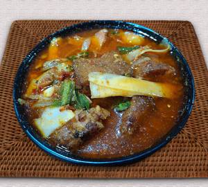 Smoke pork bambooshoot curry