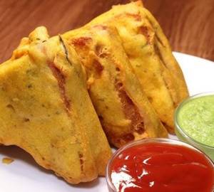 Bread Pakoda (1 Pieces)