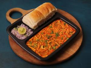 Misal Pav