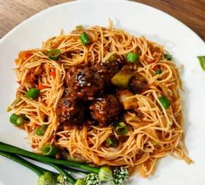 Noodles with manchurian