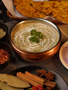 Malai Kofta White