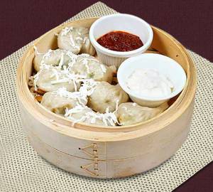 Steam Veggie-Paneer Momoz Half