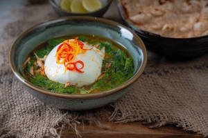 Tgs Spl Saag Laooni Burrata