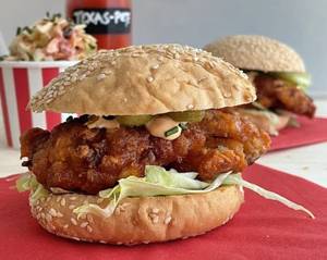 Konjee Crispy Chicken Burger