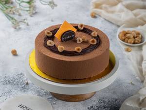 Eggless Crunchy Cake