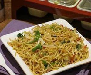 Veg Hakka Noodles