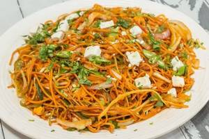 Veg Chowmein                                           