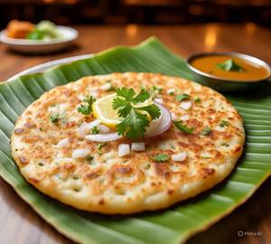 Uttappam with sambar and chutny