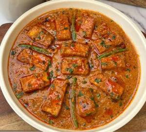 Paneer Korma With Laccha paratha