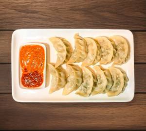 Chicken Momos - 8 Spices