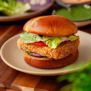 Paneer Peri Peri Burger