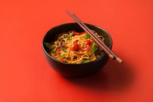Veg Singapore Chowmein