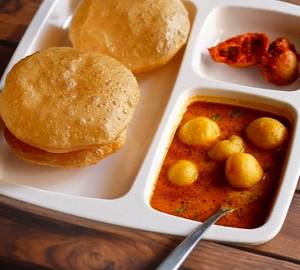 Puri and Dum Aloo