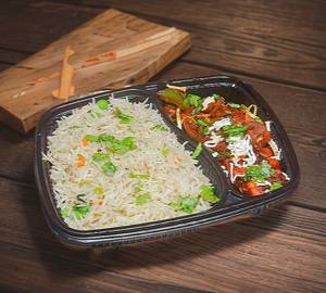 8Pc Paneer Chilli + 200G Fried Rice Combo