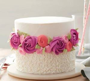 Round strawberry mothers day cake