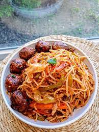 Veg manchurain noodles