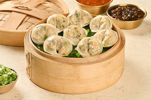 Classic Vegetable Dimsums (9 Pcs)