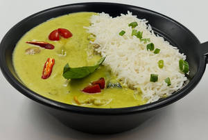 Thai Green Curry With Steam Rice