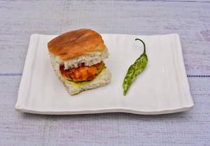 Vada Pav 2pcs