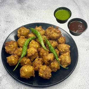 Moong dal bhajiya (Pakoda)