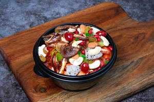 Super Nutrition Fruit Bowl With Dry Fruits