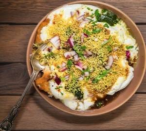 Aloo tikki with chole