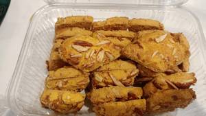 Besan Badam(250 Gm)