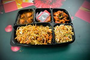 Ut special chicken thali