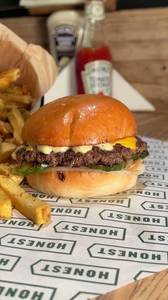 Pocket classic chicken burger