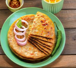 Aloo Pyaz Paratha