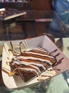 Chocolate [Triple] [Mini Wattle Window]