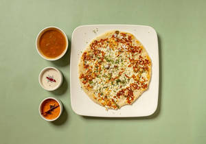 Spicy Paneer Uttapam