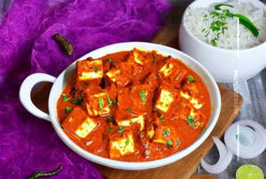Kadai Paneer With Butter Naan (2)