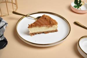 Lotus Biscoff Baked Cheesecake Slice