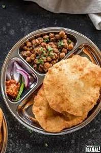 Chole Bhature [2 Bhature]