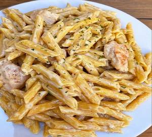 White sauce pasta