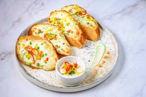 Veggie Garlic Bread [1 Pieces]