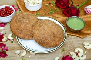 Pyaz Kachori [1 Piece]
