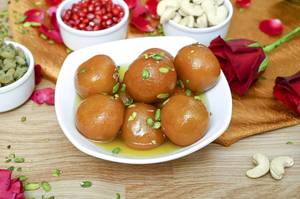 Gulab Jamun