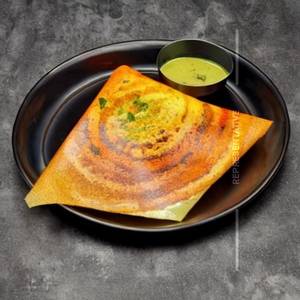 Butter rava veg dosa