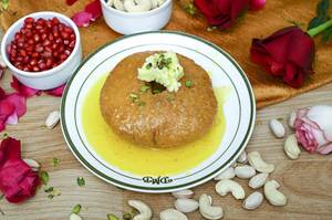 Mava Kachori [1 Piece]